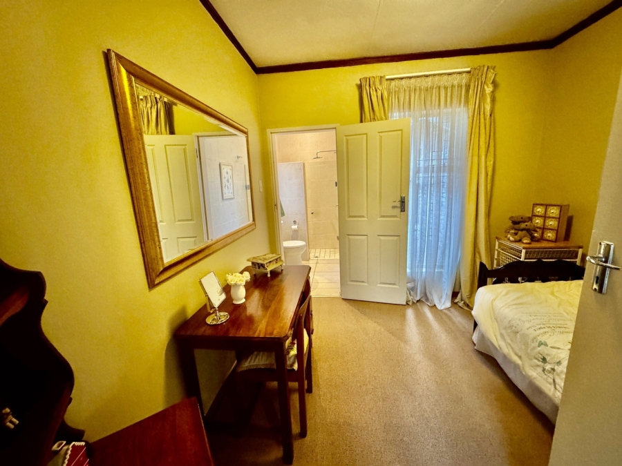 5 Bedroom Property for Sale in Van Der Hoff Park North West